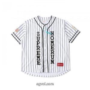 ブランド 偽物シュプリーム半袖Tシャツ完売目前特に話題なの上品　即完売