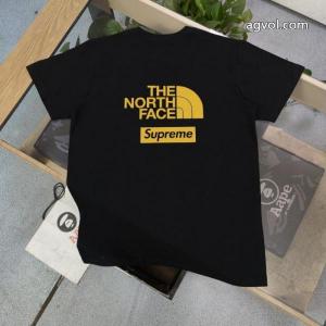 Supreme新型連名北面TNFクラシックゴールドアルファベット丸首半袖Tシャツ