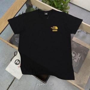 Supreme新型連名北面TNFクラシックゴールドアルファベット丸首半袖Tシャツ