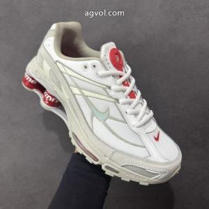 Supreme連名気柱緩衝ランニングシューズ