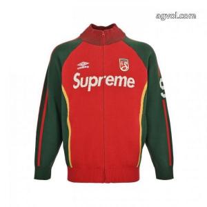 SUPREMEセーターコートコピー ブランド雑誌掲載 国内発最安値挑戦！都会的な印象のスタイル