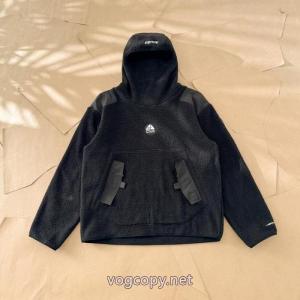 パーカー新作入荷250%新品 お洒落に魅せる 存在感のある コピー 商品 ブランドSUPREME