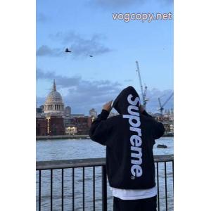 SUPREME大人っぼい 独特の存在感 雑誌掲載パーカーブランド コピー ショップ