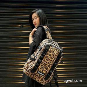     バッグシュプリーム偽物 ブランド 激安NEW!国内完売 今季爆発的な人気 魅力的な..