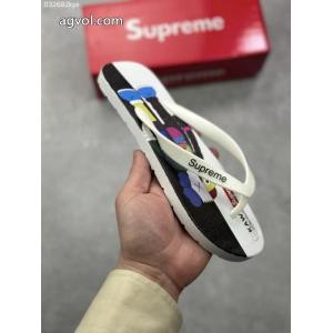 SUPREME 2026スーパーコピー速達EMS便 2026秋冬大人気 上品低価スニーカー..