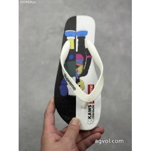 SUPREME 2026スーパーコピー速達EMS便 2026秋冬大人気 上品低価スニーカー..