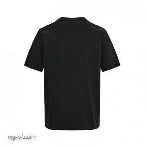 シュプリームTシャツブランド コピー 専門店絶対に買える! ロゴが印象的 お買い得品 .