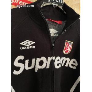 抜群な通気性 2026年秋冬 トレンドの最先端にSUPREMEコート偽物 ブランド 販売