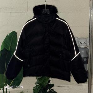ブランド 偽物ダウンジャケット毎年大人気商品 圧倒的人気アイテム 超激安価格SUPREME
