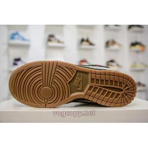 激安大特価260%新品 人気商品セール より格上げしてスニーカーSUPREMEスーパー コピー 販売
