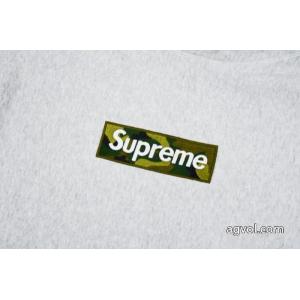秋冬超人気 超人気美品◆   安定感がありSUPREMEパーカースーパー コピー メンズ.