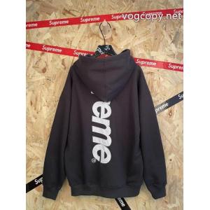SUPREME最前線に注目 大人の上質感 洗練な一品パーカースーパー コピー 安心