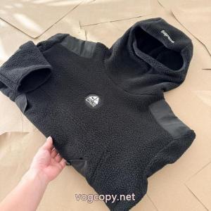 SUPREMEスーパー コピー 安心カジュアルに使える 爆買いお買い得 トレンド感溢れた  パーカー.