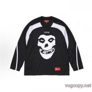 シュプリーム長袖Tシャツ格安新品 モダンな印象 2026年人気商品コピー ブランド 通販