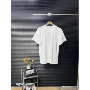 SUPREME半袖Tシャツ高品質素材で作られる 人気ブランドランキング トレンド感満載スーパー コピー 品