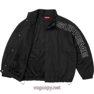 素敵な商品 ストリートで人気の高い SALE国内発送通販 ブランドジャケットSUPREME