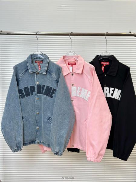 お洒落な印象にSS25限定版コートコピー 商品 通販SUPREME 1