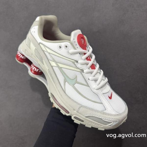 Supreme連名気柱緩衝ランニングシューズ 0 