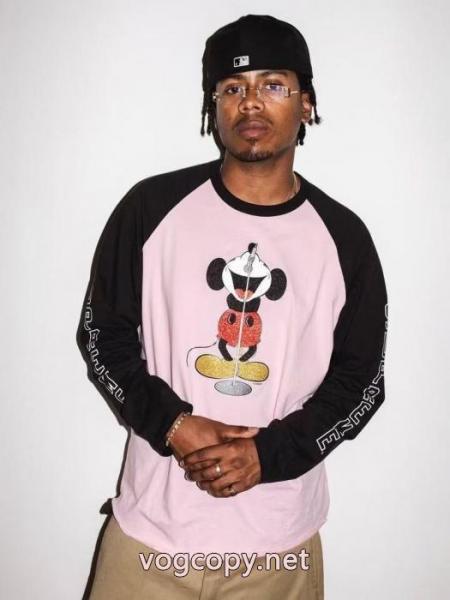コピー 通販SUPREME数量限定格安 綺麗!海外セレブ風! 新季度長袖Tシャツ 3