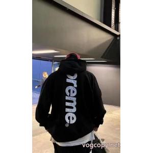 SUPREME大人っぼい 独特の存在感 雑誌掲載パーカーブランド コピー ショップ