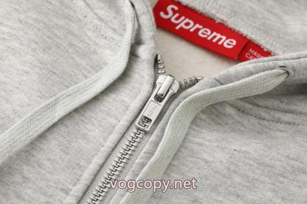 パーカーコピー ブランド 優良在庫一掃セール 安いの原因に クラシカルな雰囲気SUPREME 2