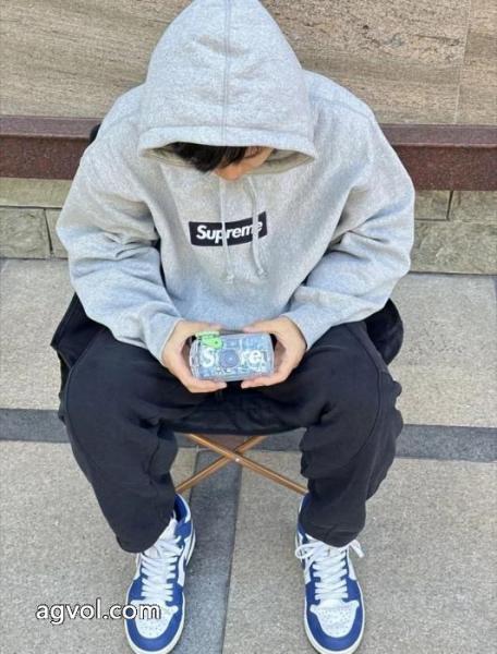 パーカーSUPREMEファッションブランド 破格値大放出 新作入荷限定セールコピー 品 ブランド. 4