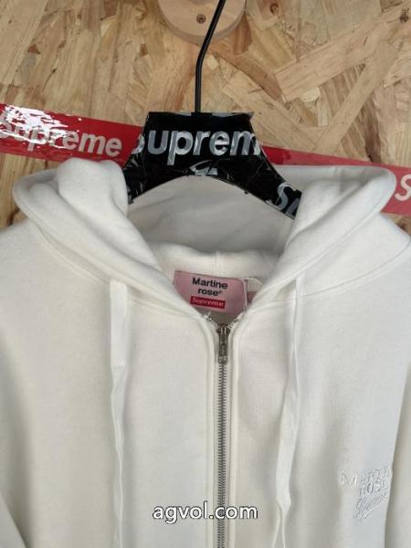 大人の定番 ヒットした価格販売 国内在庫即納可能 SUPREMEコートブランド スーパー コピー 通販 1