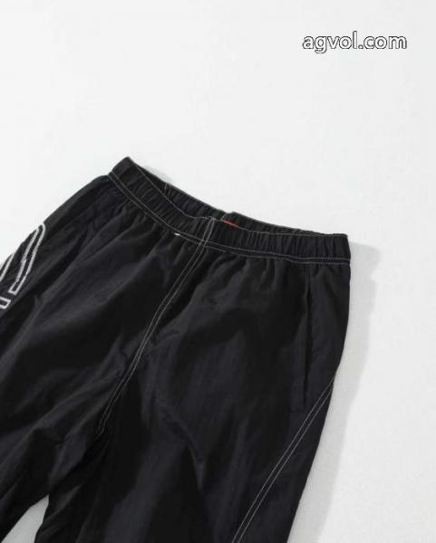 スラックスSUPREMEブランド 品 コピークラシカル 流行中アイテム 超人気大特価. 4