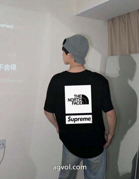 話題人気商品 品良く 今季大注目ブランド 品 コピー半袖TシャツSUPREME 2