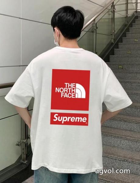 話題人気商品 品良く 今季大注目ブランド 品 コピー半袖TシャツSUPREME 3