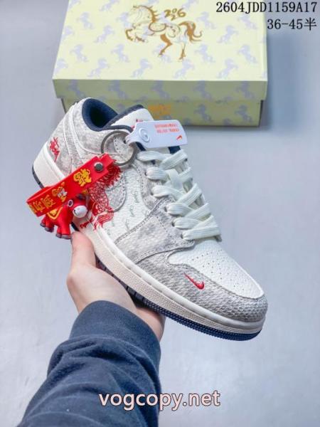 大活躍間違いなしの新着 高感度アイテム 話題となったスーパー コピー 通販 優良SUPREMEスニーカー 7