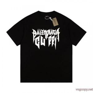 偽物 ブランド 激安BALENCIAGA使い勝手のよさが魅力 雑誌掲載 AW半袖Tシャツ