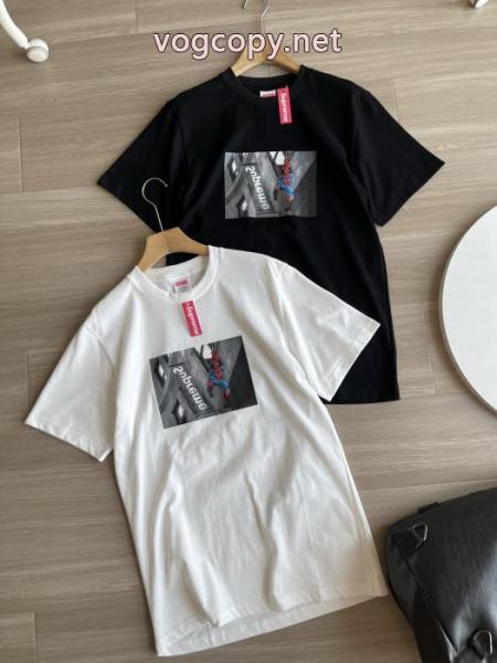 毎年定番 超激得安い 極上美品偽物 ブランド 激安半袖TシャツSUPREME 2