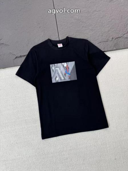 SUPREMEコピー ブランド 通販 安心半袖Tシャツシンプルなデザイン 最安値新作 個性的なデザイン 4