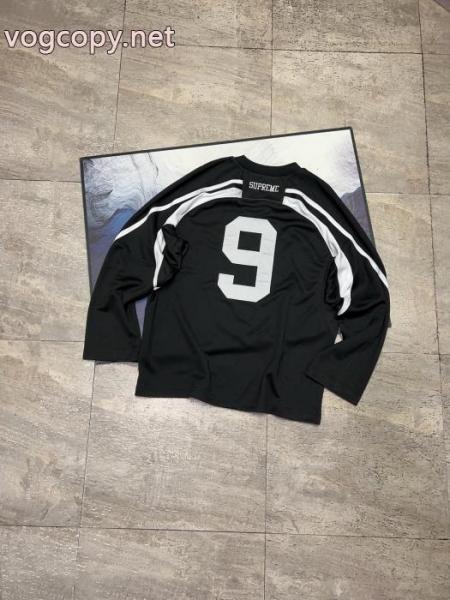 SUPREMETOPセラー賞受賞! 韓国の人気 気軽に着れるブランド 偽物長袖Tシャツ 3
