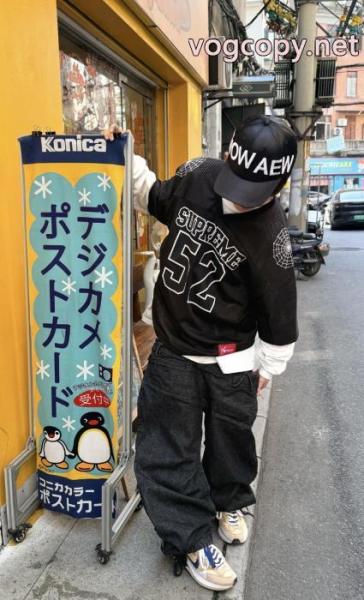 便利なアイテム! 清涼感あるカジュアル 今一番熱いブランド コピーTシャツシュプリーム. 4